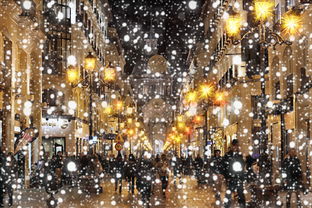 武汉国庆期间全城悬挂国旗,展现节日氛围与爱国情怀 武汉国庆期间全城悬挂国旗,展现节日氛围与爱国情怀