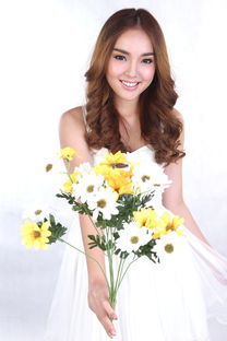 游戏与美,深度探索美女动态壁纸的视觉魅力 游戏与美,深度探索美女动态壁纸的视觉魅力