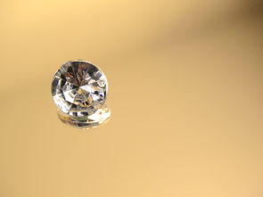 黄晓明中指戴钻戒,闪耀的珠宝背后的故事 黄晓明中指戴钻戒,闪耀的珠宝背后的故事