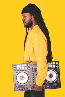 小蜜蜂老师离职事件疑云重重 小蜜蜂老师离职事件疑云重重