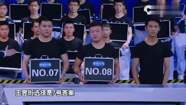 李明德:【独角戏型选手】,只顾自己演,不会给反应,对手扔过来的戏