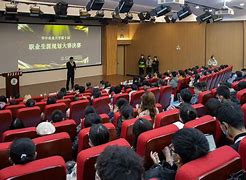 游戏界新革命“策划放大招”推出“一个英雄五种职业”模式，玩家体验代入感爆棚