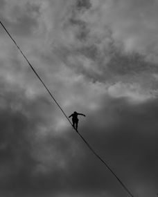 为何辛瓦尔死前身边没有一个人,孤独与命运的交织 为何辛瓦尔死前身边没有一个人,孤独与命运的交织